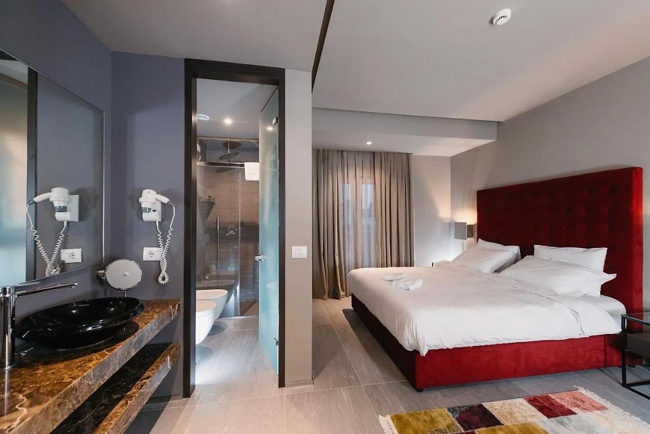Hotel Egnatia Tirana 4*,  Albanien