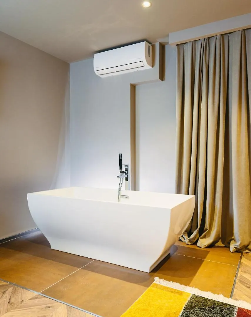 Hotel Egnatia Tirana 4*,  Albanien